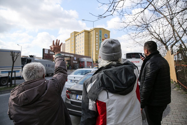Bakan Kasapoğlu: yurt dışından gelen 11 bin 269 kişi 23 ilde karantinada - Resim: 0