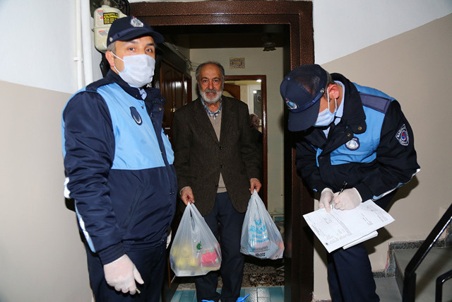 Kağıthane Belediyesi'nden 65 yaş üstü ve hastalar için örnek olacak adım - Resim: 0