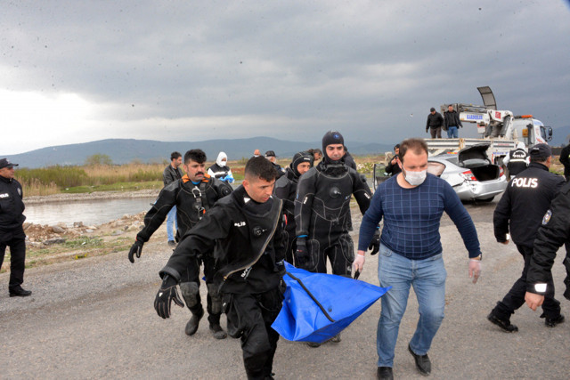 Kahramanmaraş'ta film gibi kovalamaca araçla gölete uçtu 1 ölü - Resim: 0
