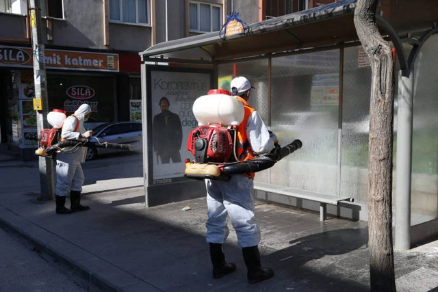 Gaziantep Büyükşehir Belediyesi koronavirüsle her alanda mücadele ediyor - Resim: 8