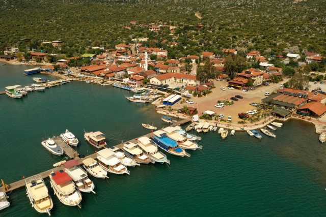 Antalya Kekova tarihin sessizliğini yaşıyor muhtar 'Salgın bitene kadar gelmeyin' - Resim: 0