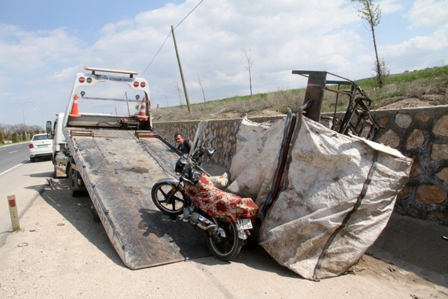 Elazığ'da polis kağıt toplayıcısına koronavirüs cezası kesti vali cezayı affetti - Resim: 1