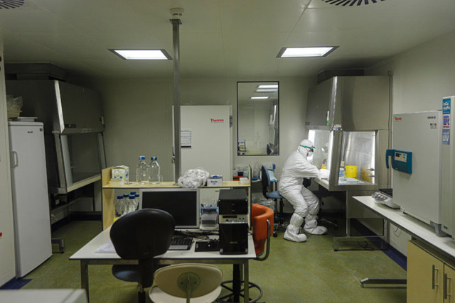 Virüsü izole eden Prof. Kılıç virüsle ilgili tespit ettikleri ilk özelliği açıkladı - Resim: 1