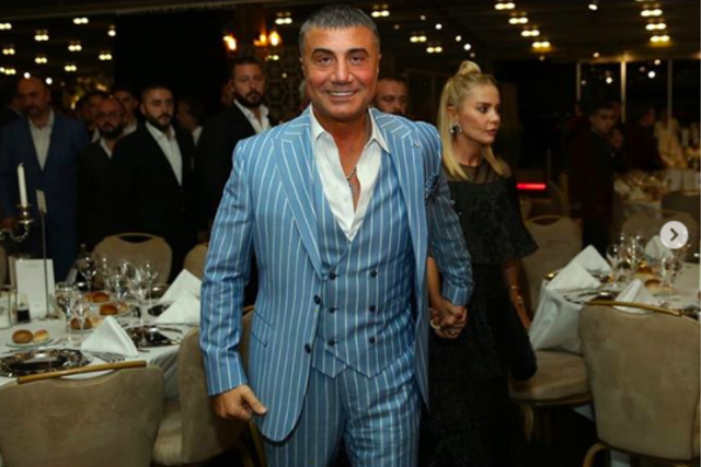 Sedat Peker'in eşi Özge Yılmaz kimdir kaç yaşında? - Resim: 1