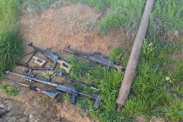 Son dakika Türk komandoları Harkuk'ta PKK inlerine girdi! Çok sayıda silah ele geçirildi - Resim: 0