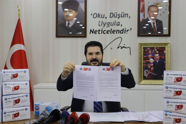 CHP'li Engin Özkoç ile Savcı Sayan'ın maske polemiğinde çok ağır sözler - Resim: 0