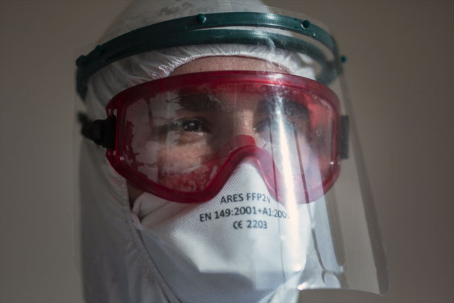 Yoğun bakımda koronavirüs hastaları görüntülendi dikkat çeken not - Resim: 3