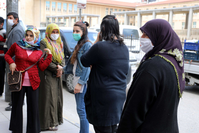 Gaziantep'te yasak sonrası insan seli oluştu - Resim: 2