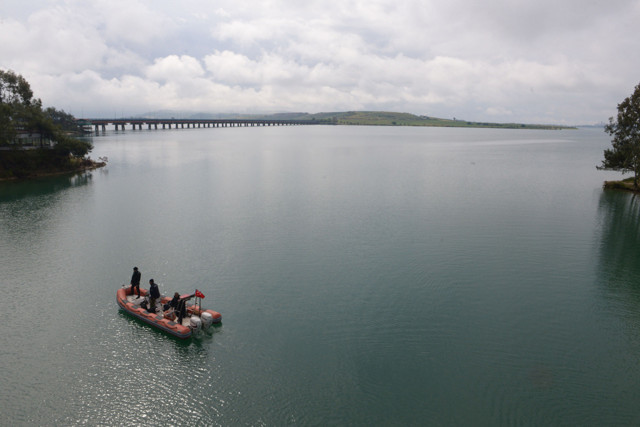 Adana'da otomobile intihar notu bırakan genç: Ölmek ne garip şey anne - Resim: 1