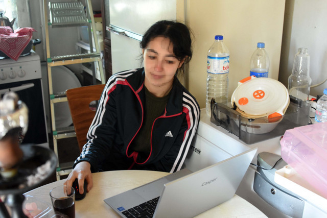 Konya'da esrarengiz evi müdürlük takibe aldı kadın: Hocaysa hoca doktorsa doktor - Resim: 0