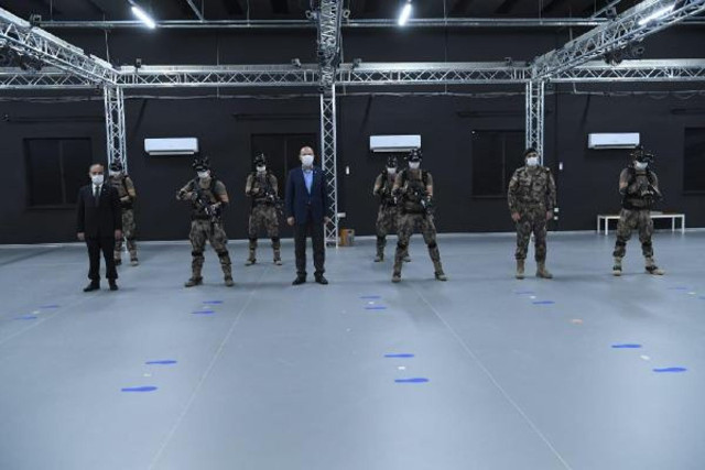 Dünyada 3 ülkede var! Bakan Süleyman Soylu'dan SATEM'e sürpriz ziyaret - Resim: 0