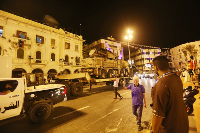 Libya ordusunca imha edilen Hafter'in Rus hava savunma sistemi Trablus’ta sergilendi - Resim: 0