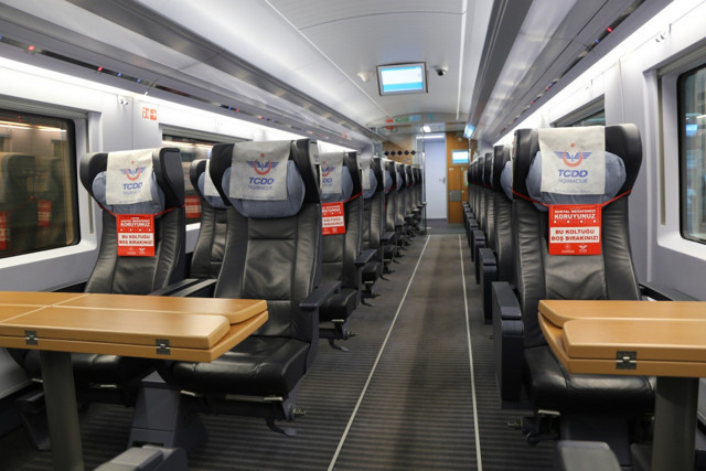 Demiryollarında YHT seferleri 28 Mayıs'ta başlıyor - Resim: 0