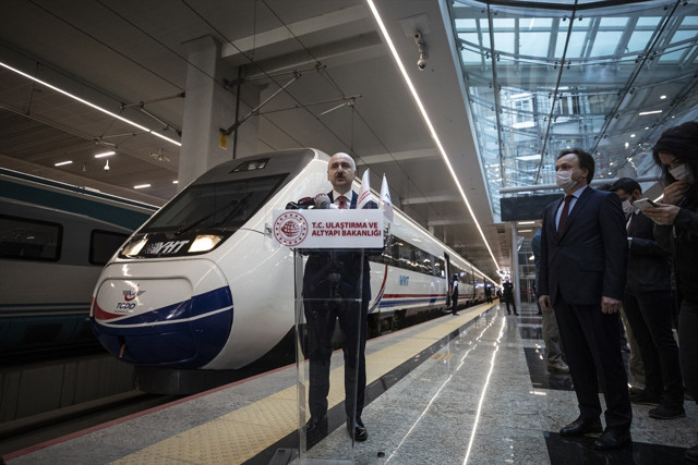 Hızlı tren seferleri yeni kurallarla başladı! İşte seyahatte yeni dönemin ayrıntıları - Resim: 1