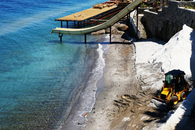 Cinayet! Bodrum sahillerini mermer tozu ile Maldivlere çevirmeye kalkıştılar - Resim: 0
