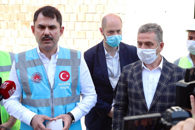 Murat Kurum açıkladı! 61 bin binanın yıkımını gerçekleştirdik - Resim: 0