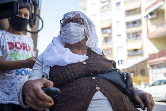 Mersin'de o haliyle torunlarına bakıyor kızı kazada öldü eşi kamyon altında kaldı - Resim: 0