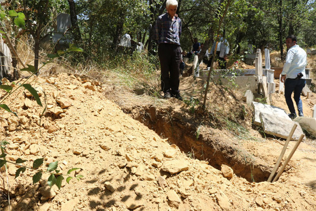 Pınar Gültekin'in canazesi memleketine getirildi - Resim: 1