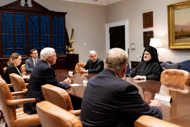 ABD Başkanı Donald Trump'ın Ayasofya rahatsızlığı ilk namaz günü toplandılar - Resim: 0