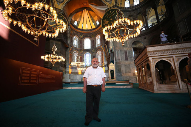 Almanya'daki Ayasofya Camisi'ni açan gurbetçi anlattı Erdoğan ve Erbakan diyalogları - Resim: 0