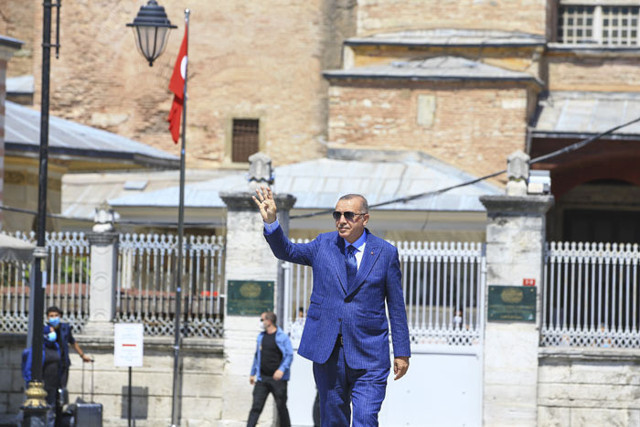 Cumhurbaşkanı Erdoğan: Türk ekonomisi tırmanışta ama göremeyenler var - Resim: 2