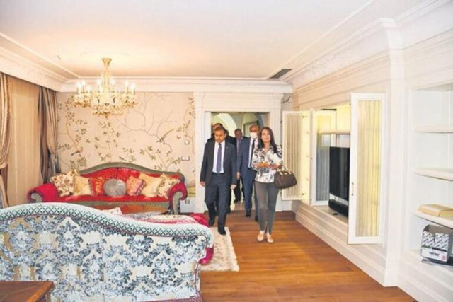 FETÖ'nün 7 yıldızlı ihanet yuvası ortaya çıktı! 11 yatak odası 30 kişilik sinema salonu var - Resim: 2