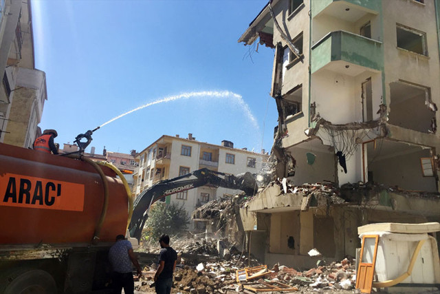 Depremin vurduğu Elazığ'da 17 bin 593 konut hızla yükseliyor - Resim: 2