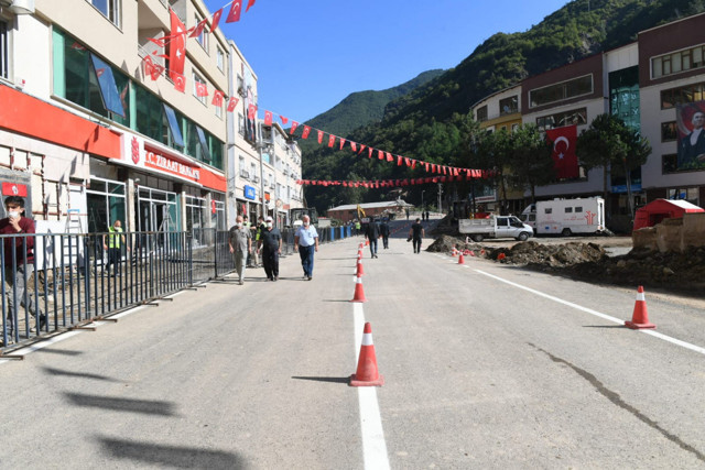 Giresun Dereli'de selin açtığı yaralar sarıldı - Resim: 2