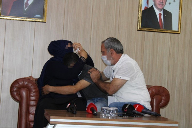 Şırnak'ta teslim olan terörist Mardin'de ailesiyle buluştu - Resim: 0