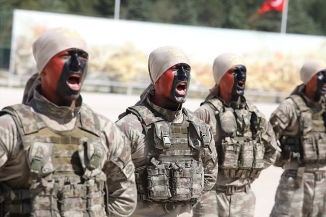 Hulusi Akar: Aziz milletimizi bu terör belasından kurtaracağız - Resim: 3