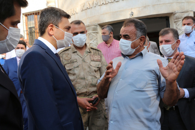 Batman Valisi Şahin'den Diyarbakırlı çiftçilere anız yakma tepkisi - Resim: 0