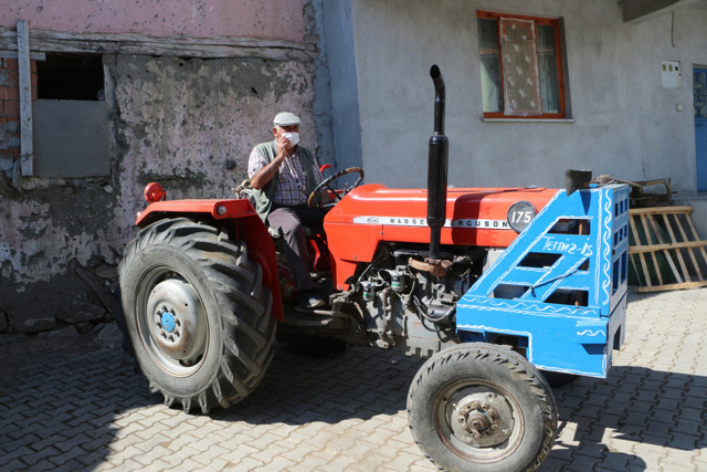 Tokat dışına çıkmayan traktöre kesilen ceza şaşkına çevirdi: Ömrümde bilmem... - Resim: 0