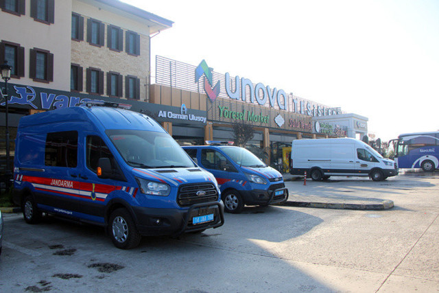 Bolu'da yeni doğan bebeğini çöpe atan anne yakalandı - Resim: 1