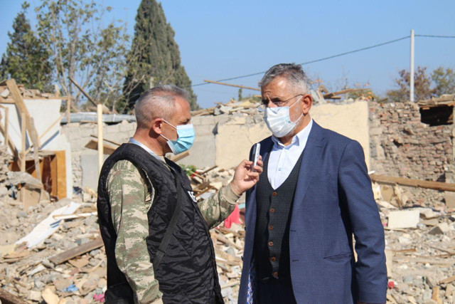 Gazetecilerden Azerbaycan'a destek ziyareti - Resim: 2