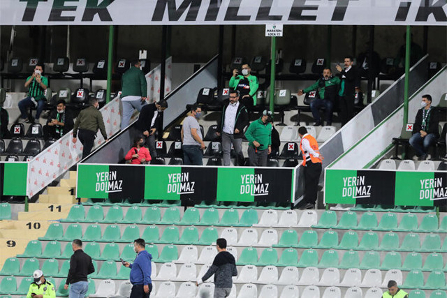 Denizlispor Beşiktaş maçında çit çekip loca yaptılar - Resim: 1