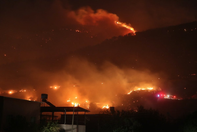 Hatay'da bir günde 4 farklı noktada orman yangını - Resim: 0