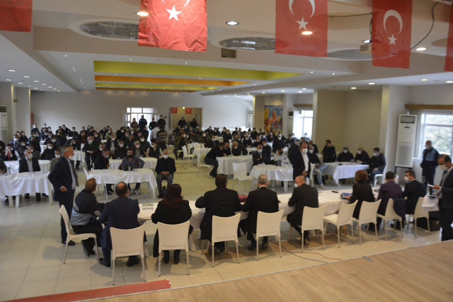 Edirne'de düğün salonundaki ihaleye katılan 23 kişi karantinaya alındı - Resim: 0