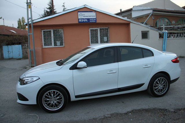 Kayseri'de satın aldığı otomobilin iki araçla birleştirildiğini ekspertiz raporu ile öğrendi - Resim: 1