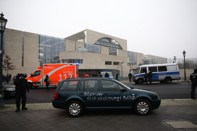 Almanya'da büyük panik! Başbakanlık binasına saldırı girişimi - Resim: 0