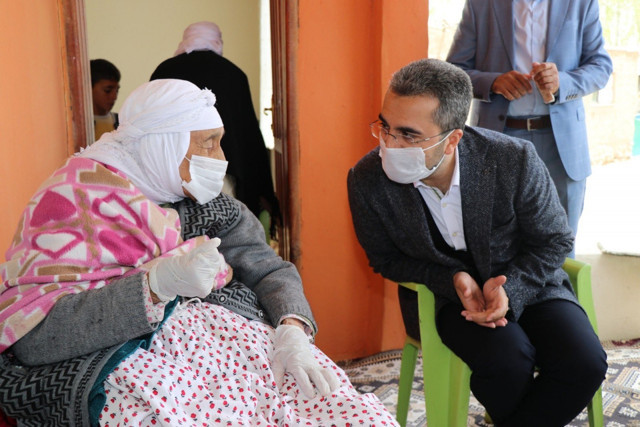 Türkiye’nin en yaşlı kadını Van'da hayatını kaybetti - Resim: 0