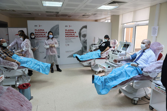 İçişleri Bakanı Süleyman Soylu immün plazma bağışı yaptı - Resim: 0