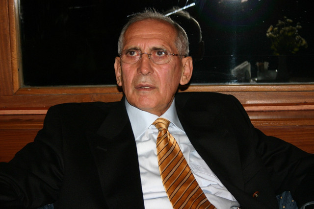 Trabzonspor'un efsane ismi Özkan Sümer hayatını kaybetti - Resim: 3