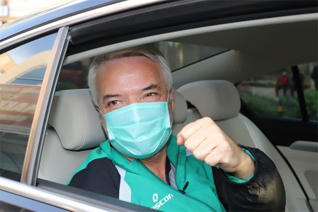 Saruhanlı Belediye Başkanı Zeki Bilgin koronayı yendi! Sağlıkçılar için anıt yaptıracak - Resim: 0