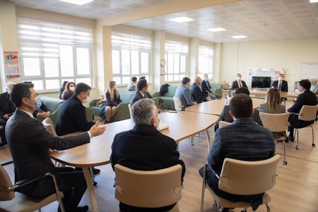 EBA TV öğretmenleri 10 ayda 10 bin ders videosuyla rekora imza attı! Ziya Selçuk açıkladı - Resim: 2