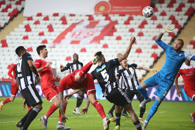 Antalyaspor Beşiktaş maçı golleri ve geniş özeti - Resim: 0