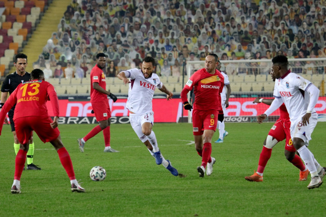 Trabzonspor'un zirve yürüyüşünü Yeni Malatyaspor da durduramadı - Resim: 0