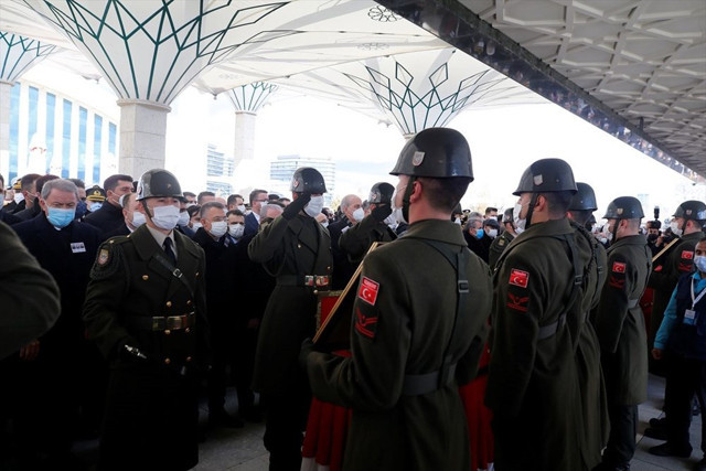Pençe Kartal-2 Harekatı şehitleri son yolculuğuna uğurlandı - Resim: 1