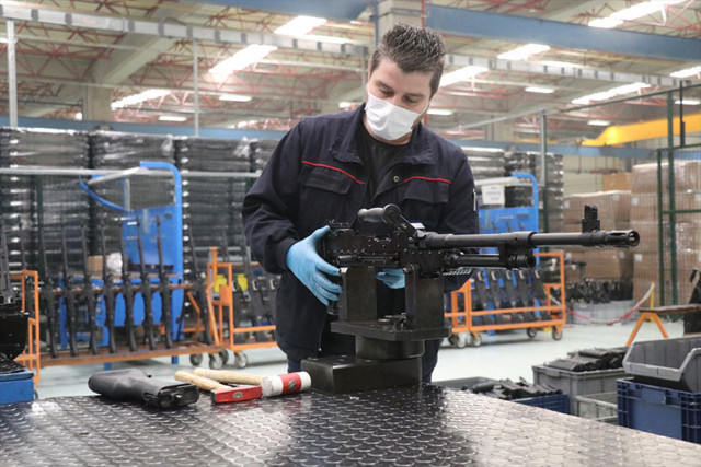 Yerli ve milli makineli tüfek 'SAR 762 MT' güvenlik güçlerinin destekçisi olacak - Resim: 0