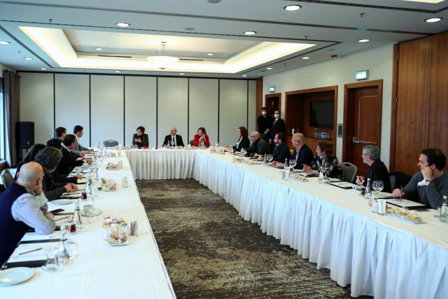 CHP Lideri Kemal Kılıçdaroğlu, sanatçı ve tiyatrocularla buluştu - Resim: 1