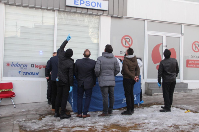 Erzurum’da 6'ncı kattan düşen yaşlı kadın hayatını kaybetti - Resim: 2
